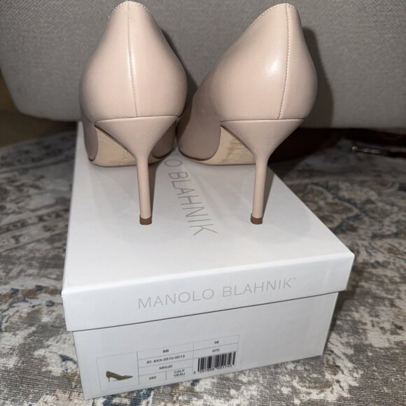 Manolo Blahnik Nude Pointy Toe BB 70mm High Heel Pumps - Picture 4 of 6